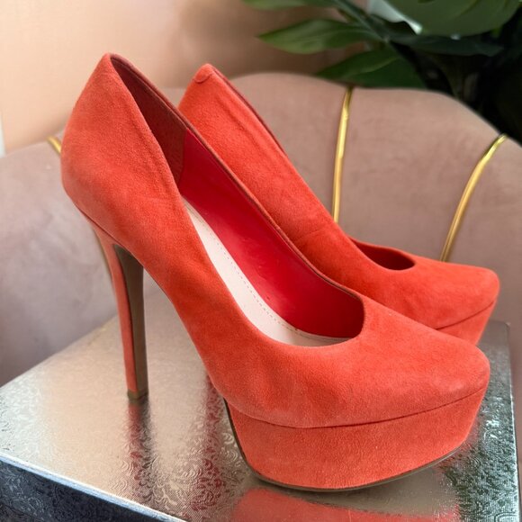 Pre-Loved: Jessica Simpson Burnt Orange 5" Suede Platform Pumps! [Size 6] - Picture 1 of 5